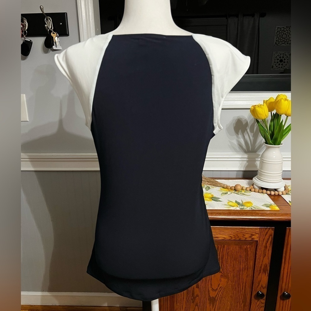 Carmen Marc Valvo Women’s Top - Picture 3 of 7